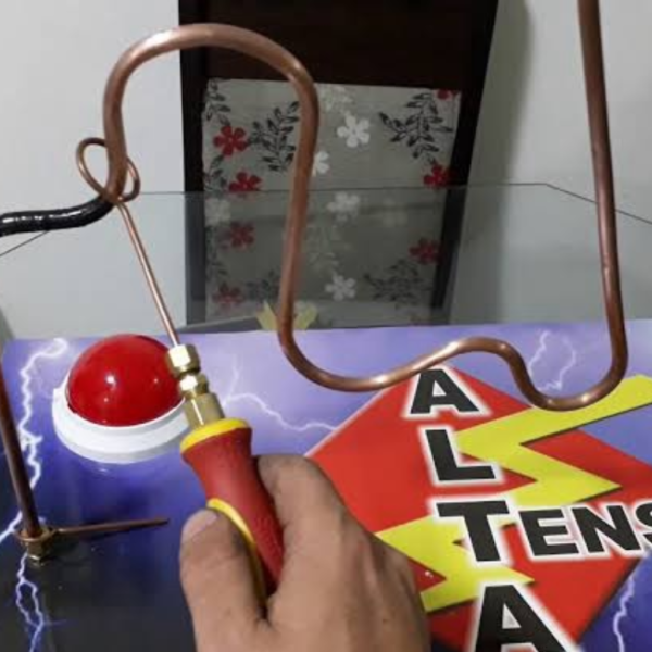 Alta Tensão - Image 2